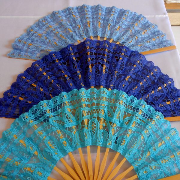 fans-blue